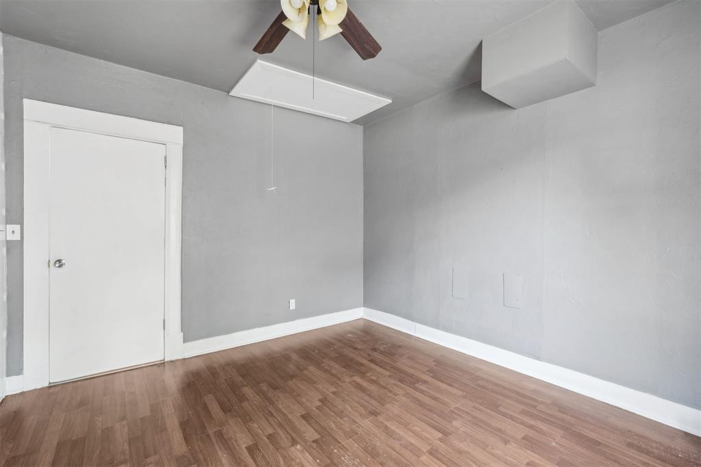 208 W 4th Street