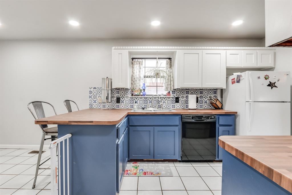10104 Southridge Drive