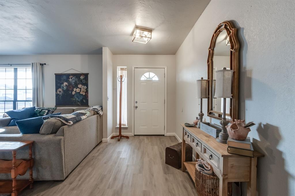 10104 Southridge Drive