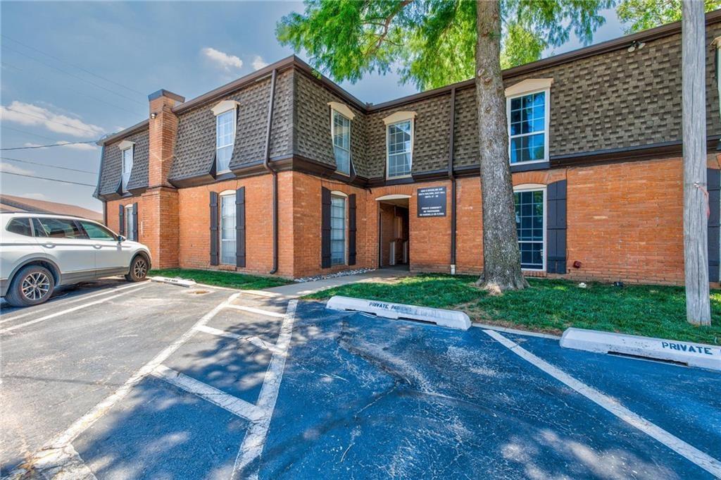 6000 N Brookline Avenue Unit: 50