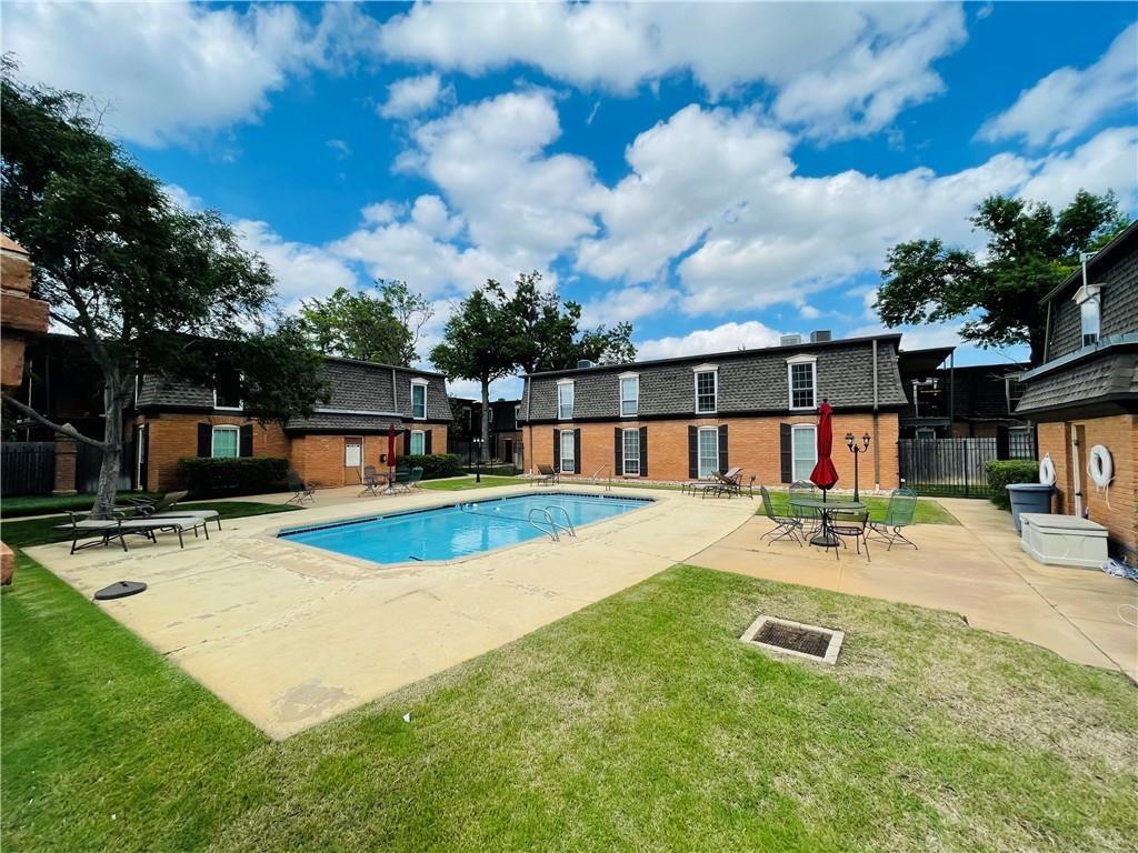 6000 N Brookline Avenue Unit: 50