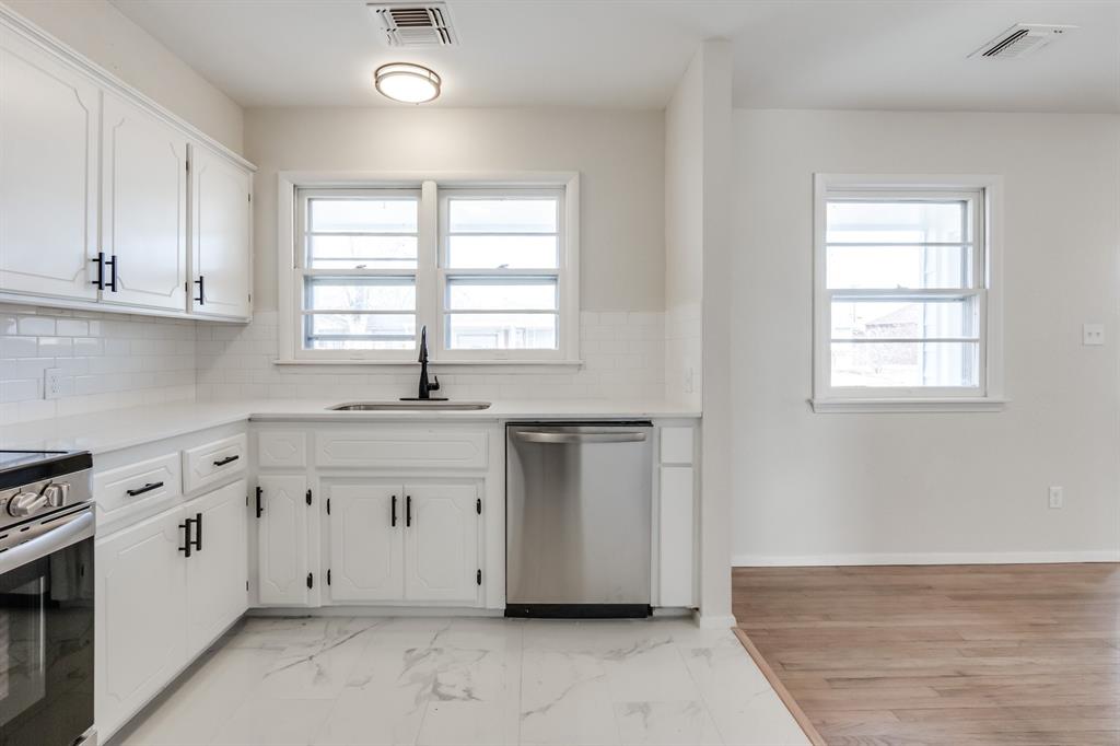 1016 SW 51st Street