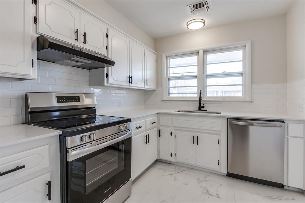 1016 SW 51st Street