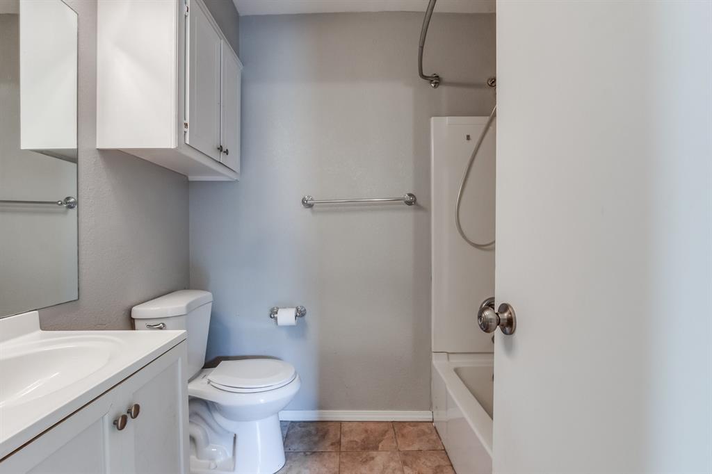 10125 N Pennsylvania Avenue Unit: 8