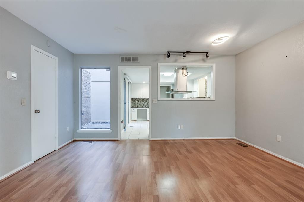 10125 N Pennsylvania Avenue Unit: 8