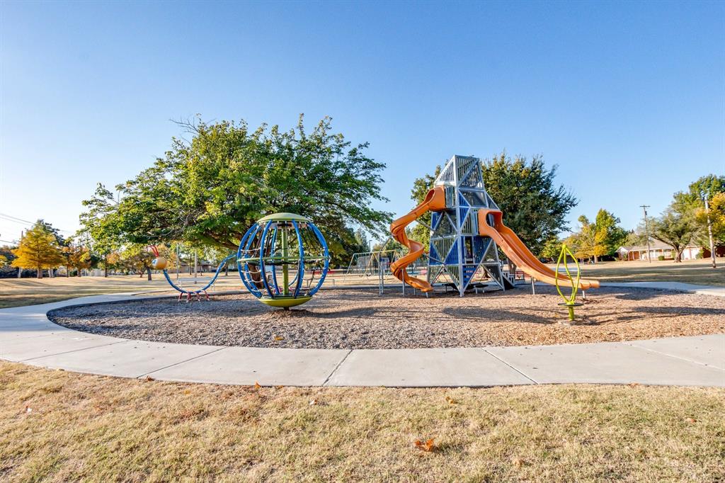 10125 N Pennsylvania Avenue Unit: 8