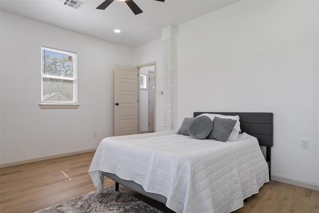 2800 NW 43rd Street