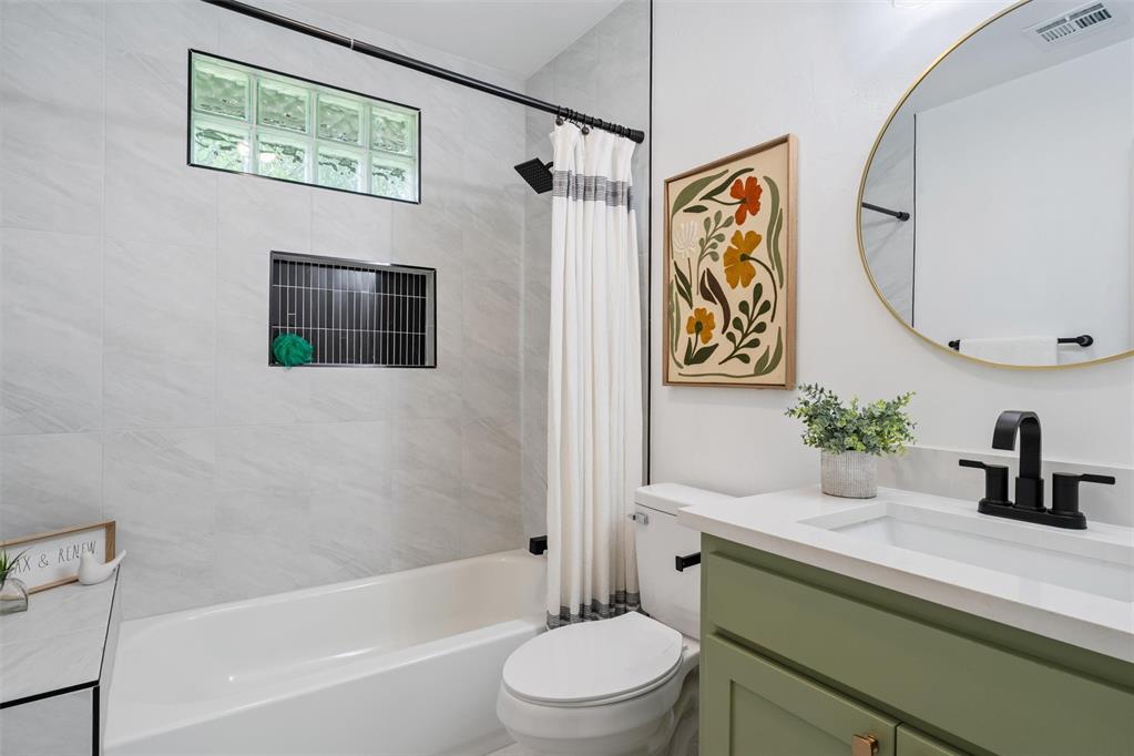 2800 NW 43rd Street