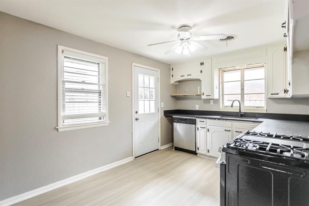 3012 NW 67th Street