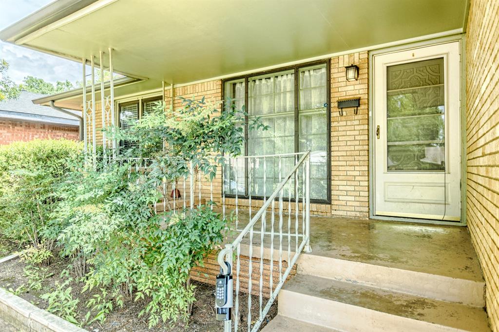 3012 NW 67th Street