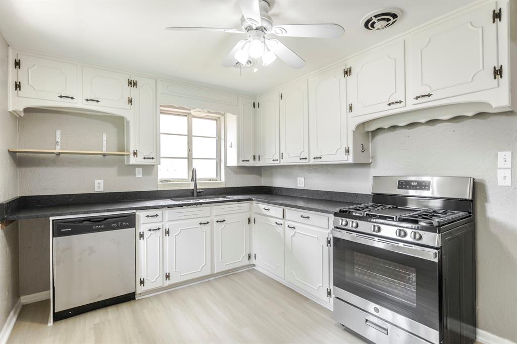 3012 NW 67th Street