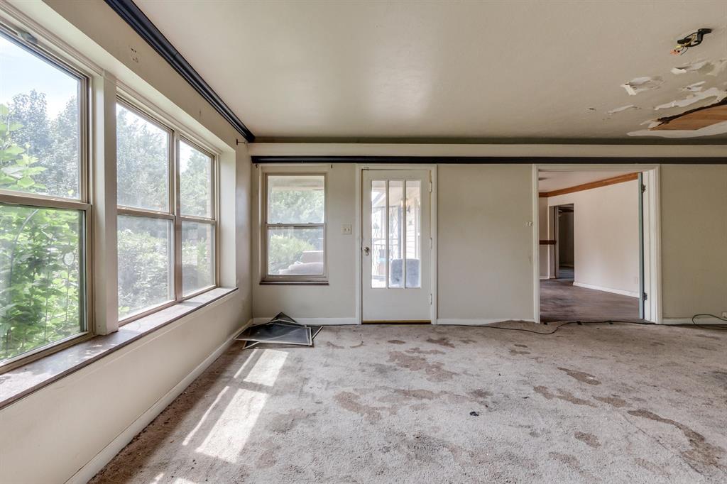 2805 N Ann Arbor Avenue