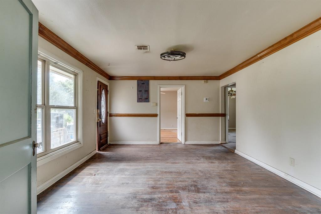 2805 N Ann Arbor Avenue