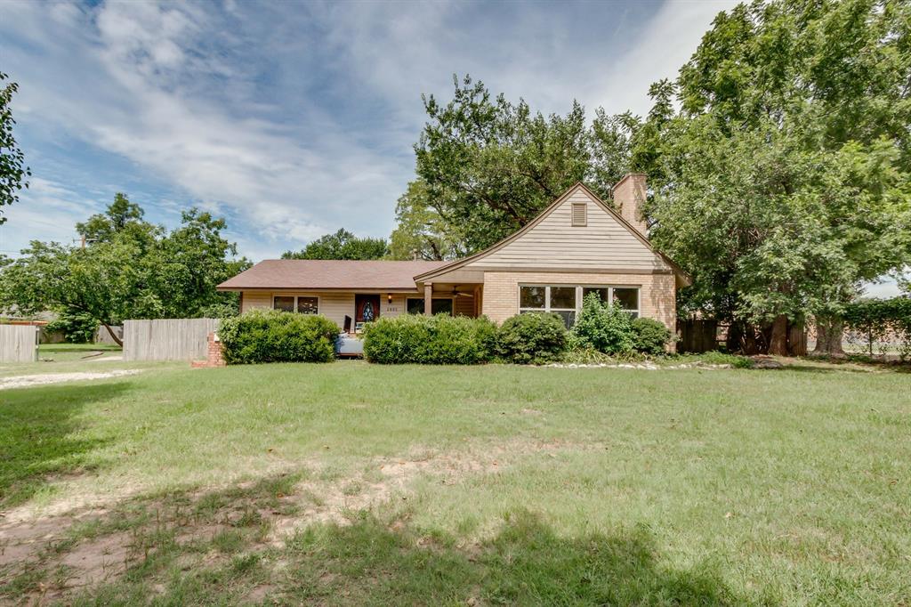 2805 N Ann Arbor Avenue