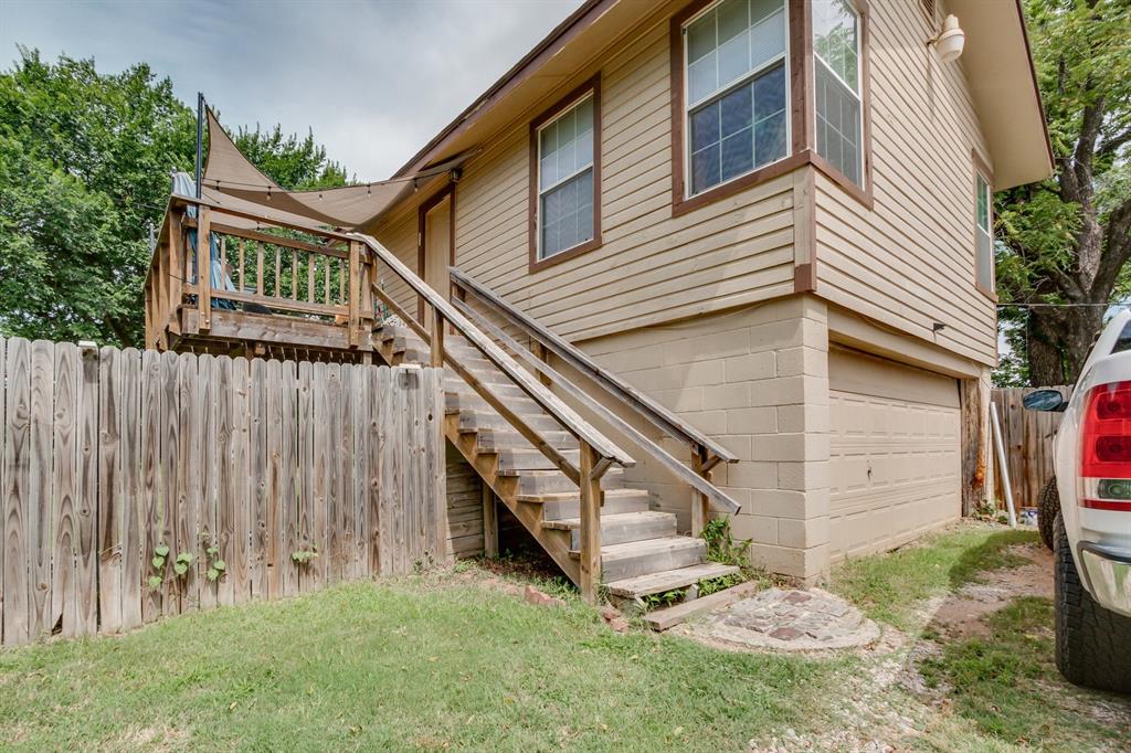 2805 N Ann Arbor Avenue