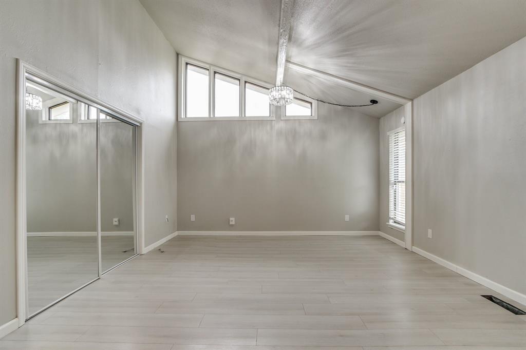 8208 NW 90th Terrace