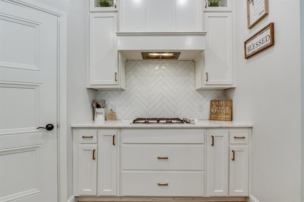 15400 SE 49th Street
