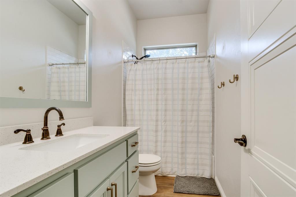 15400 SE 49th Street