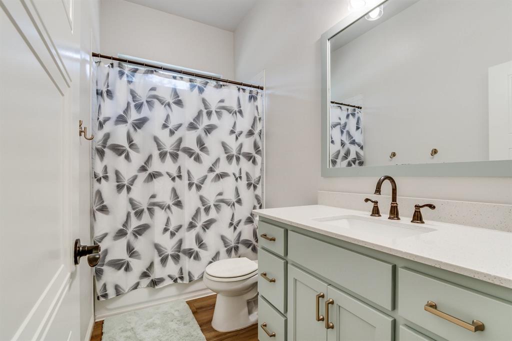 15400 SE 49th Street