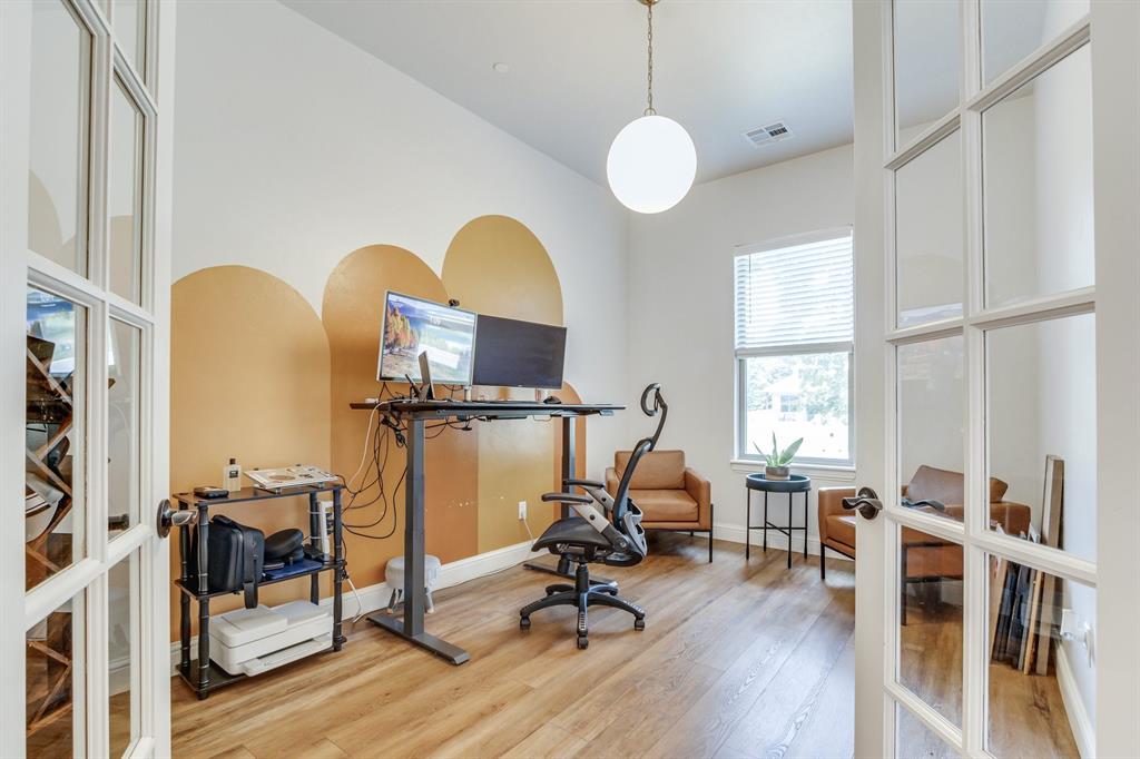 15400 SE 49th Street