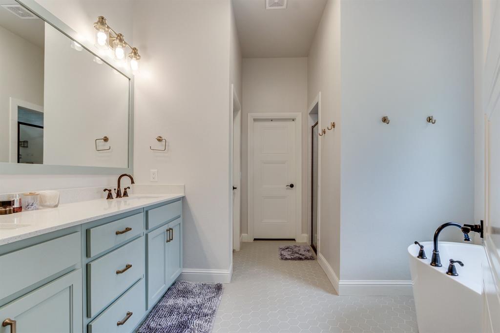 15400 SE 49th Street