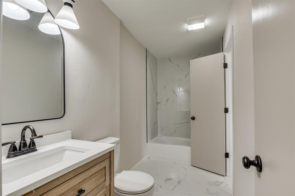 812 NW 113th Street