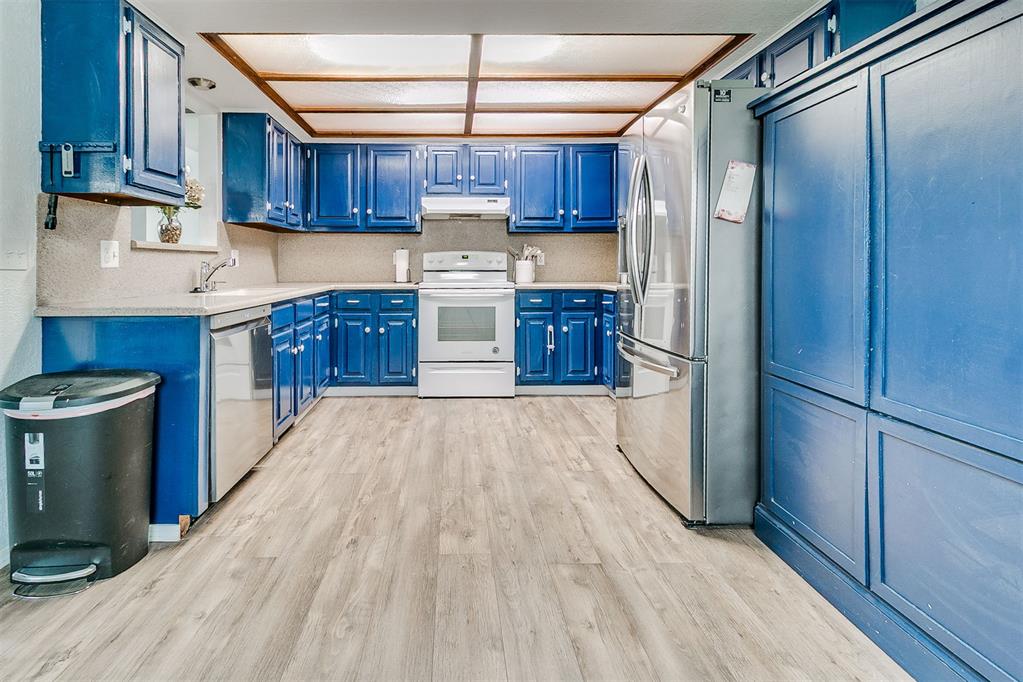 1119 Oakwood Drive