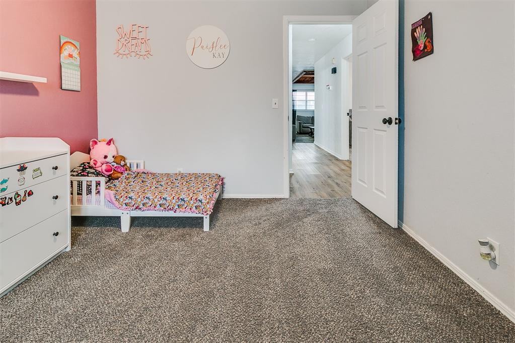 1119 Oakwood Drive