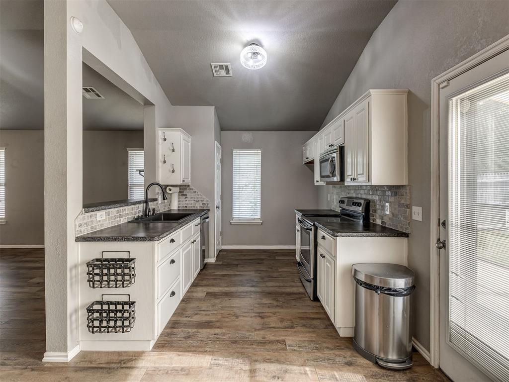 3200 SW 103rd Street