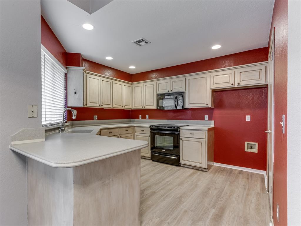 7913 Wilshire Ridge Drive