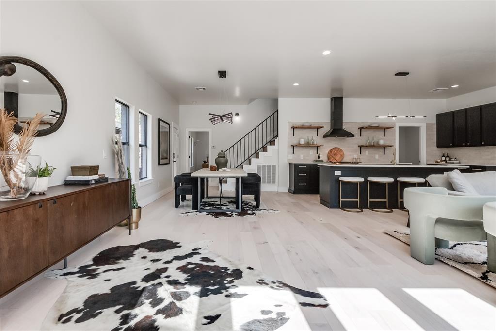 4511 N Mckinley Avenue