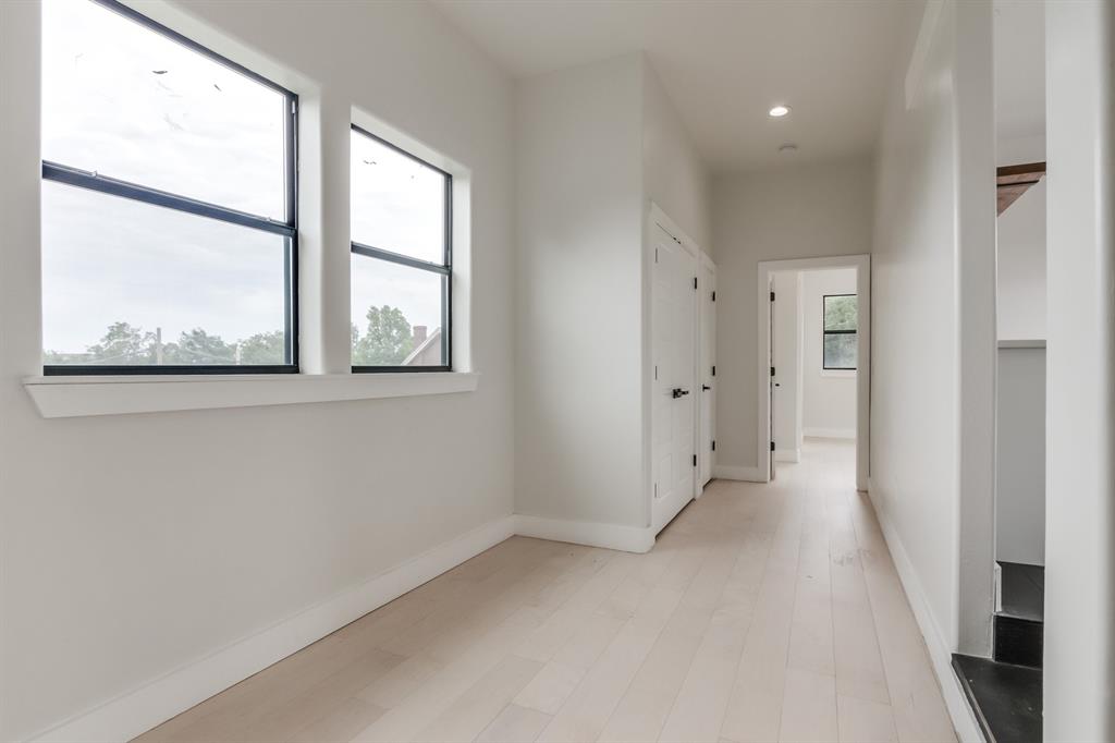 4511 N Mckinley Avenue