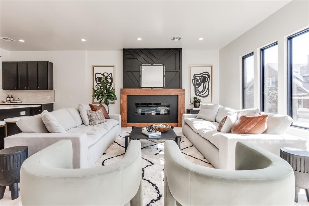 4511 N Mckinley Avenue