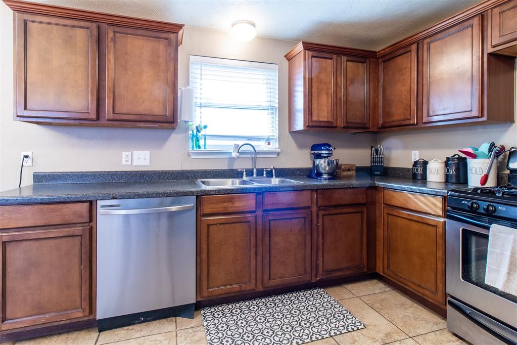 1617 Serenade Drive