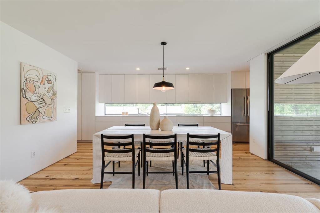 8925 Acre View Drive