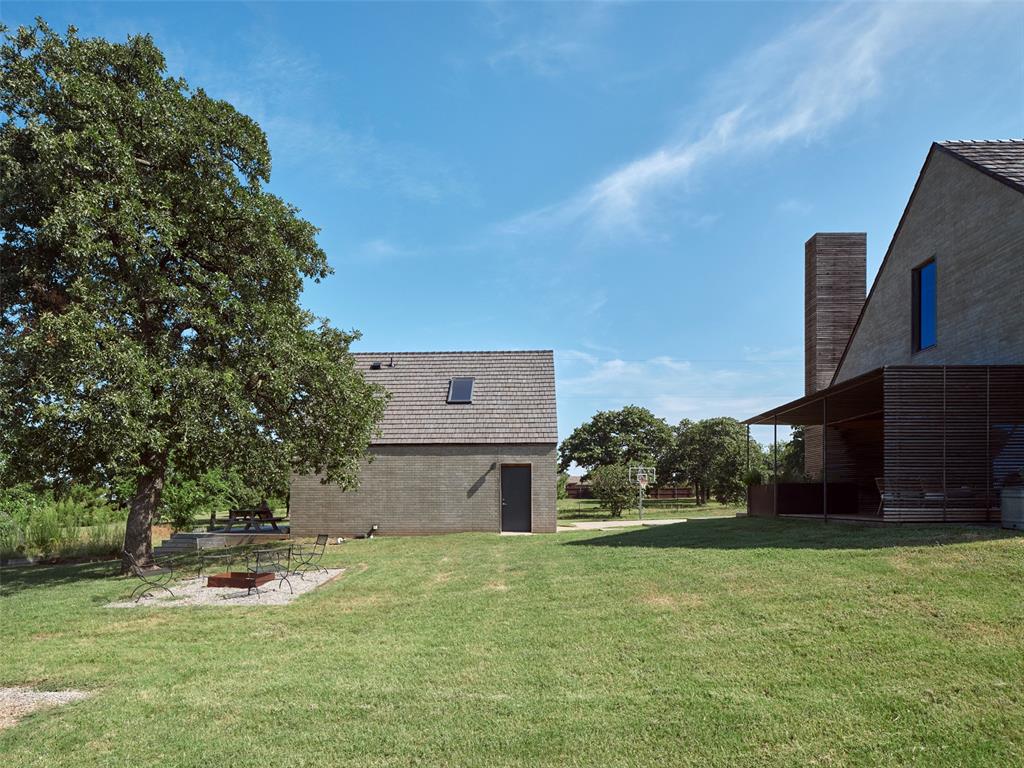 8925 Acre View Drive