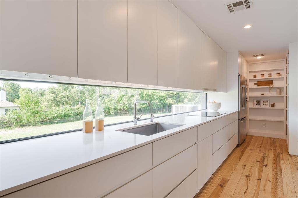 8925 Acre View Drive