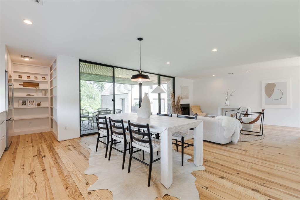 8925 Acre View Drive