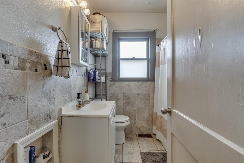 2345 NW 19th Street