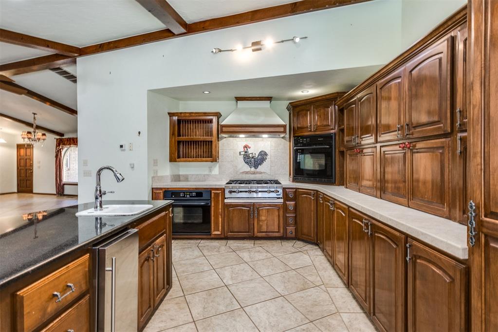5600 NW 83rd Street