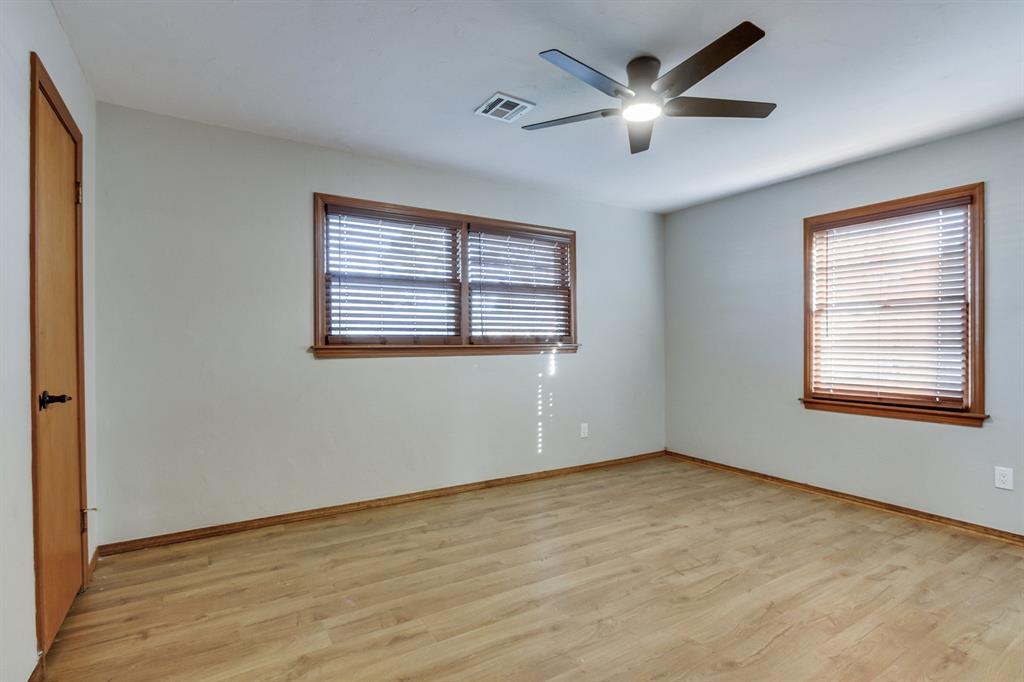 4208 NW 43rd Street