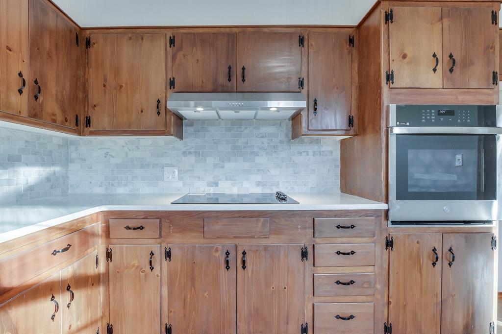 4208 NW 43rd Street