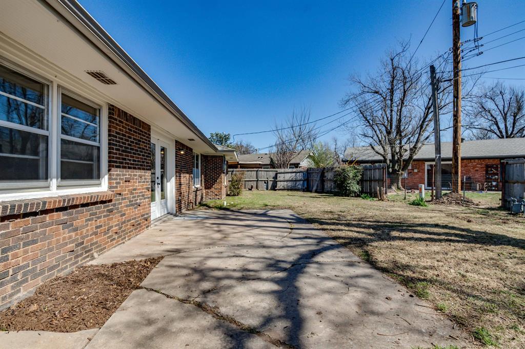4208 NW 43rd Street