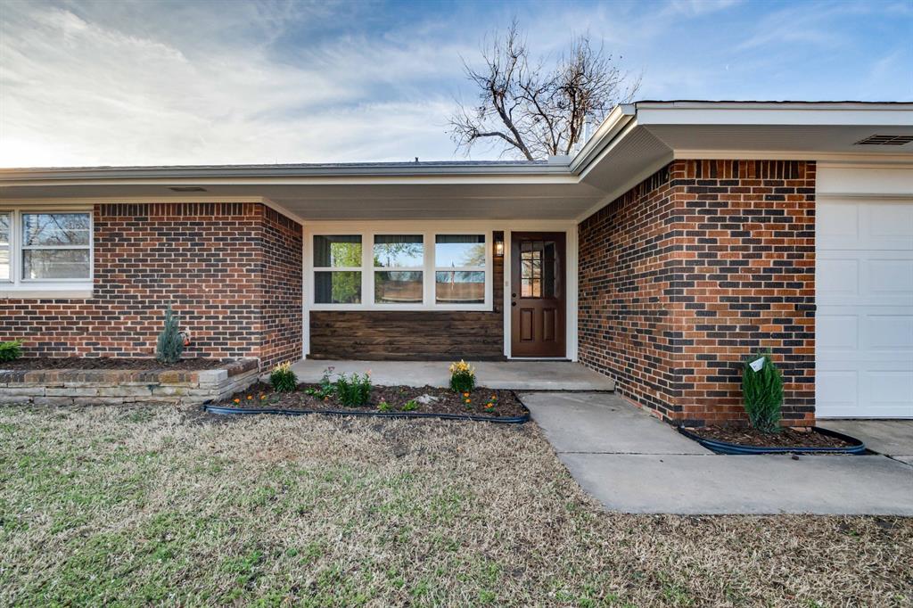 4208 NW 43rd Street