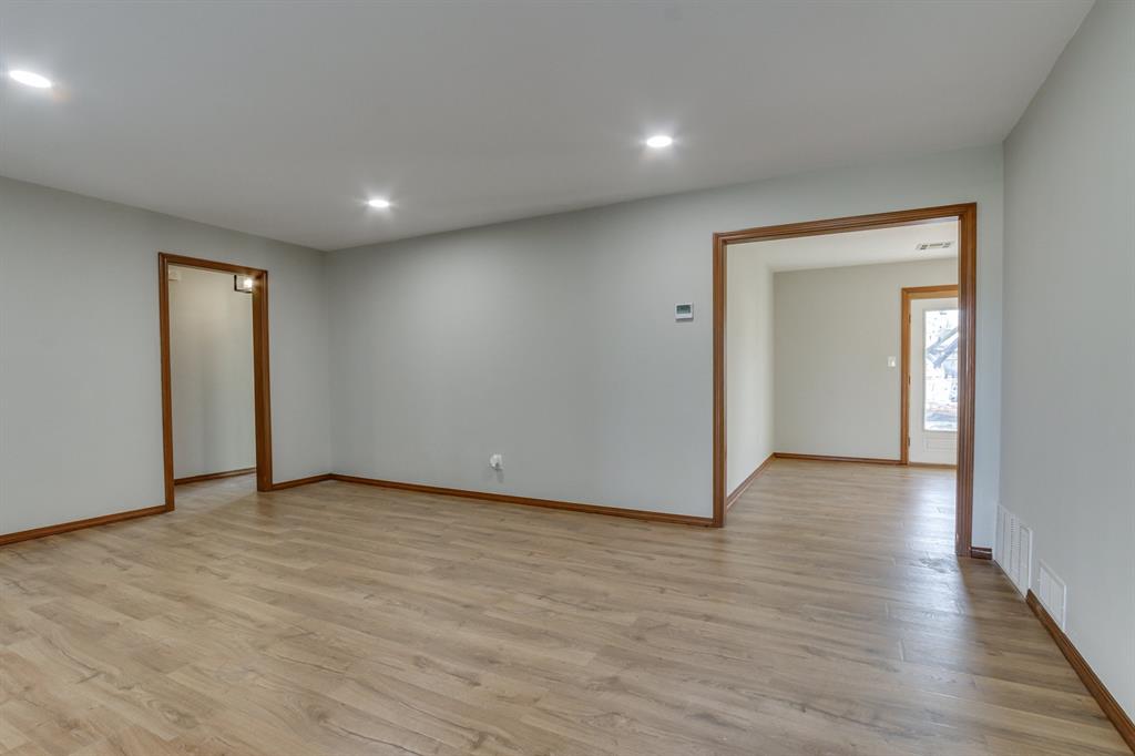 4208 NW 43rd Street
