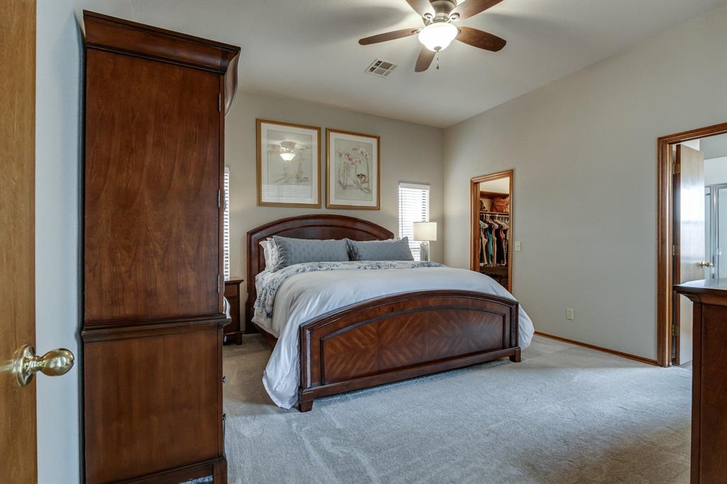 6121 Westlane