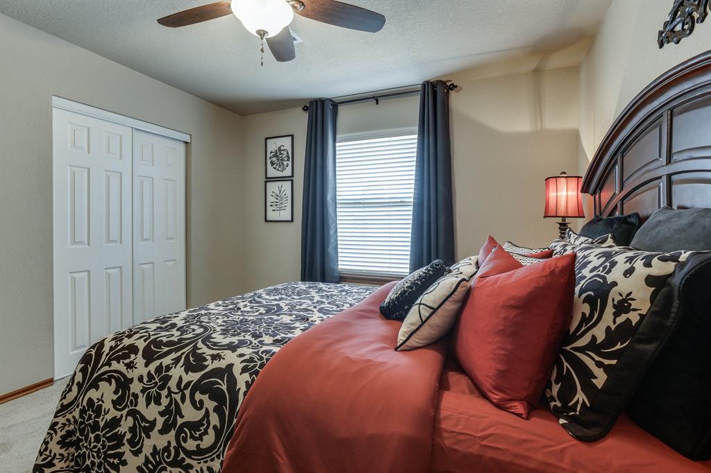 6121 Westlane