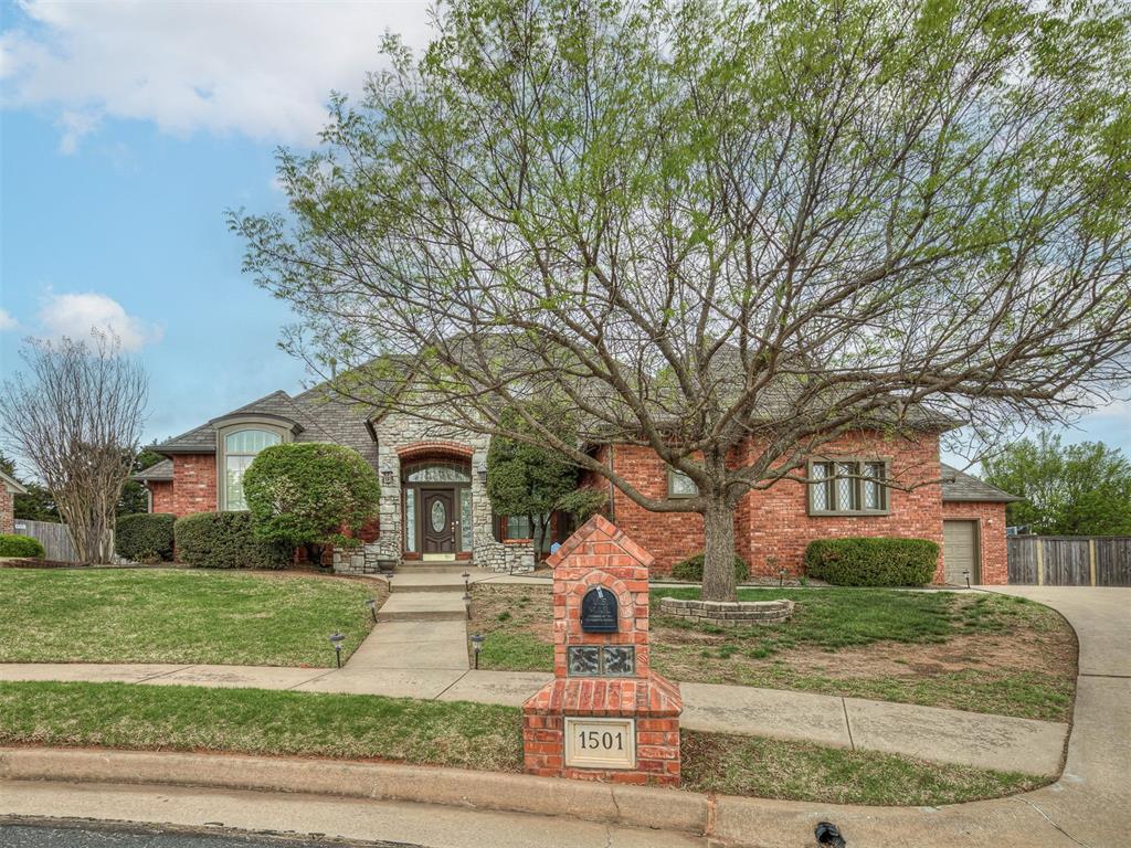 1501 Inwood Circle