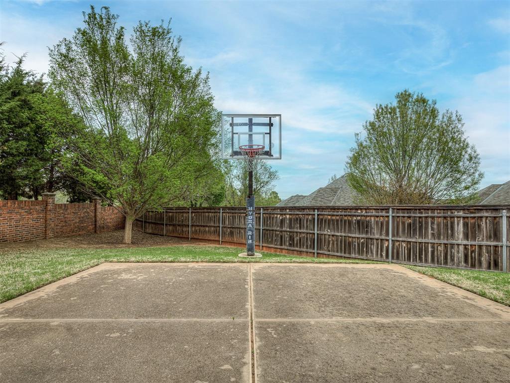 1501 Inwood Circle