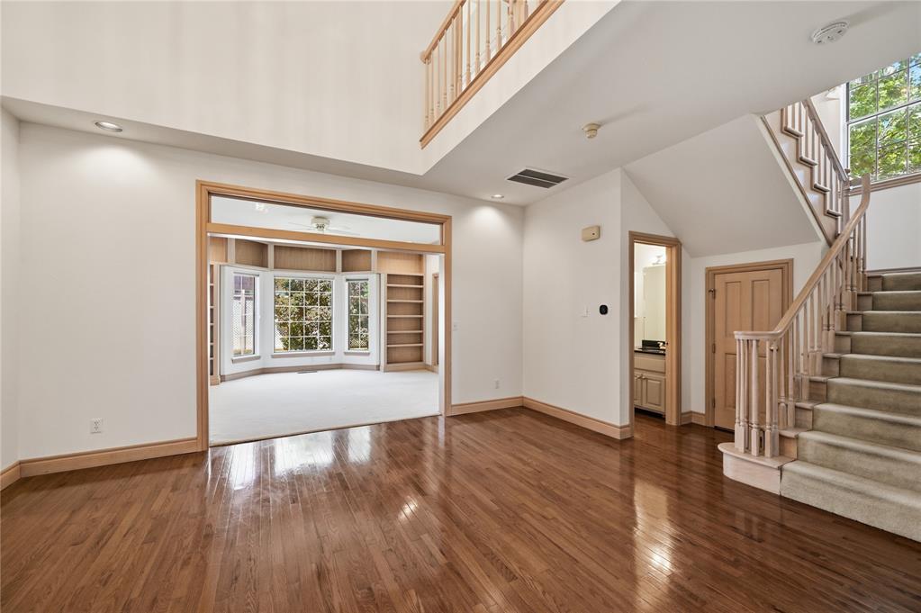 5515 Fairway Drive